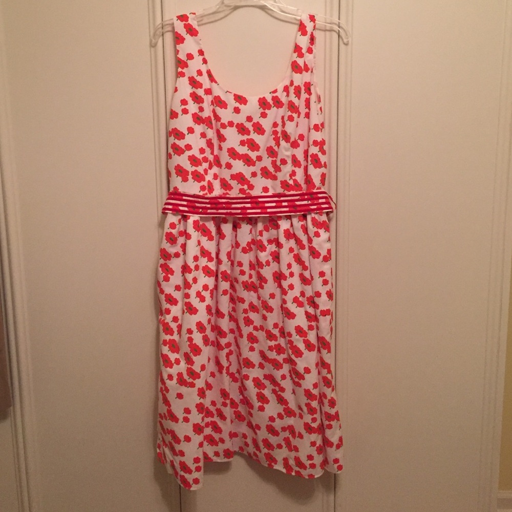 Pretty dress!